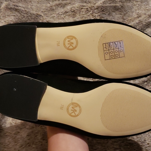 Michael Kors Flats - Picture 3 of 4